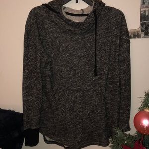 Hoodie with thumb holes